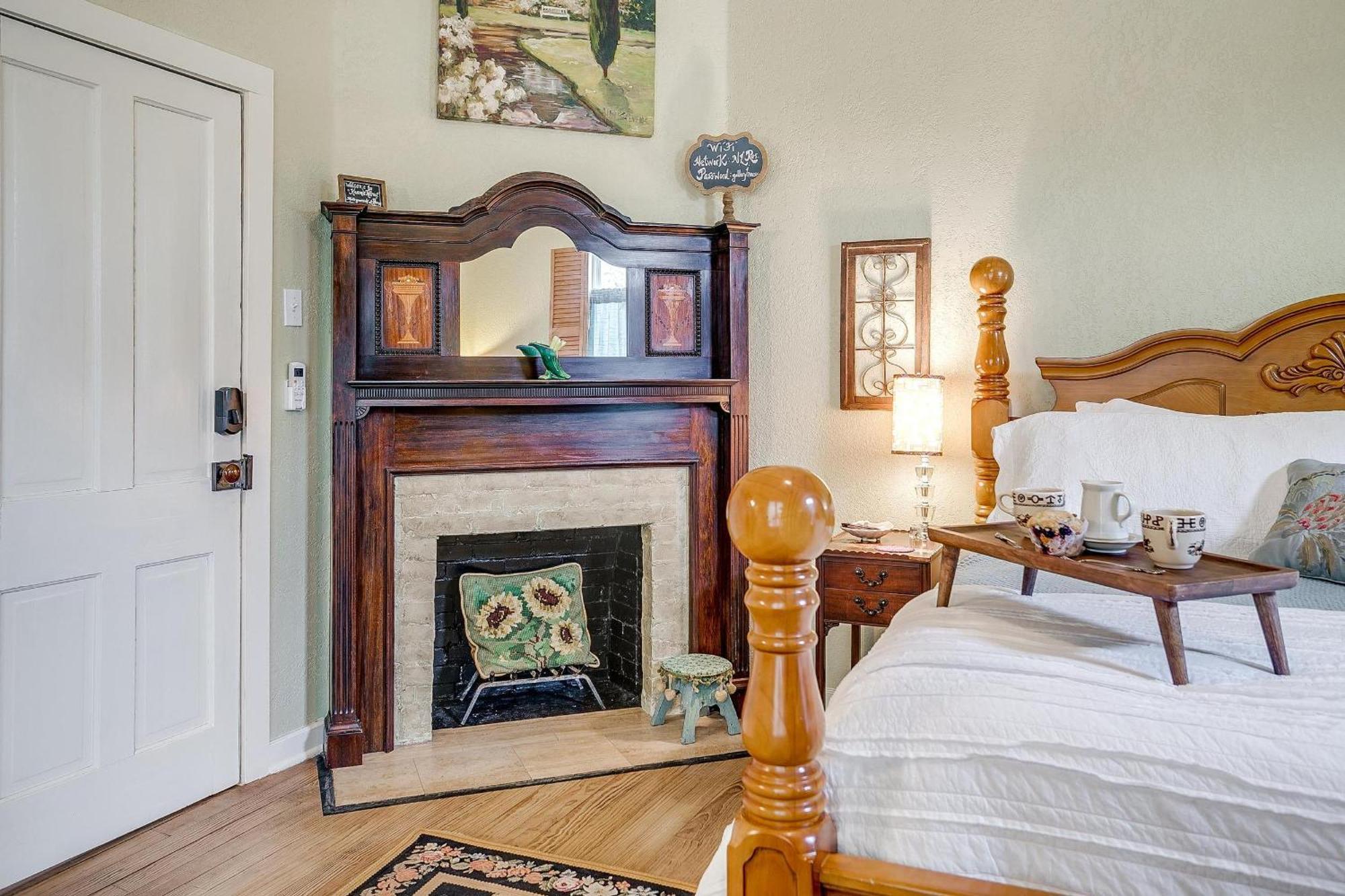 The Gallery House Boutique Hotel Стивенвилл Экстерьер фото