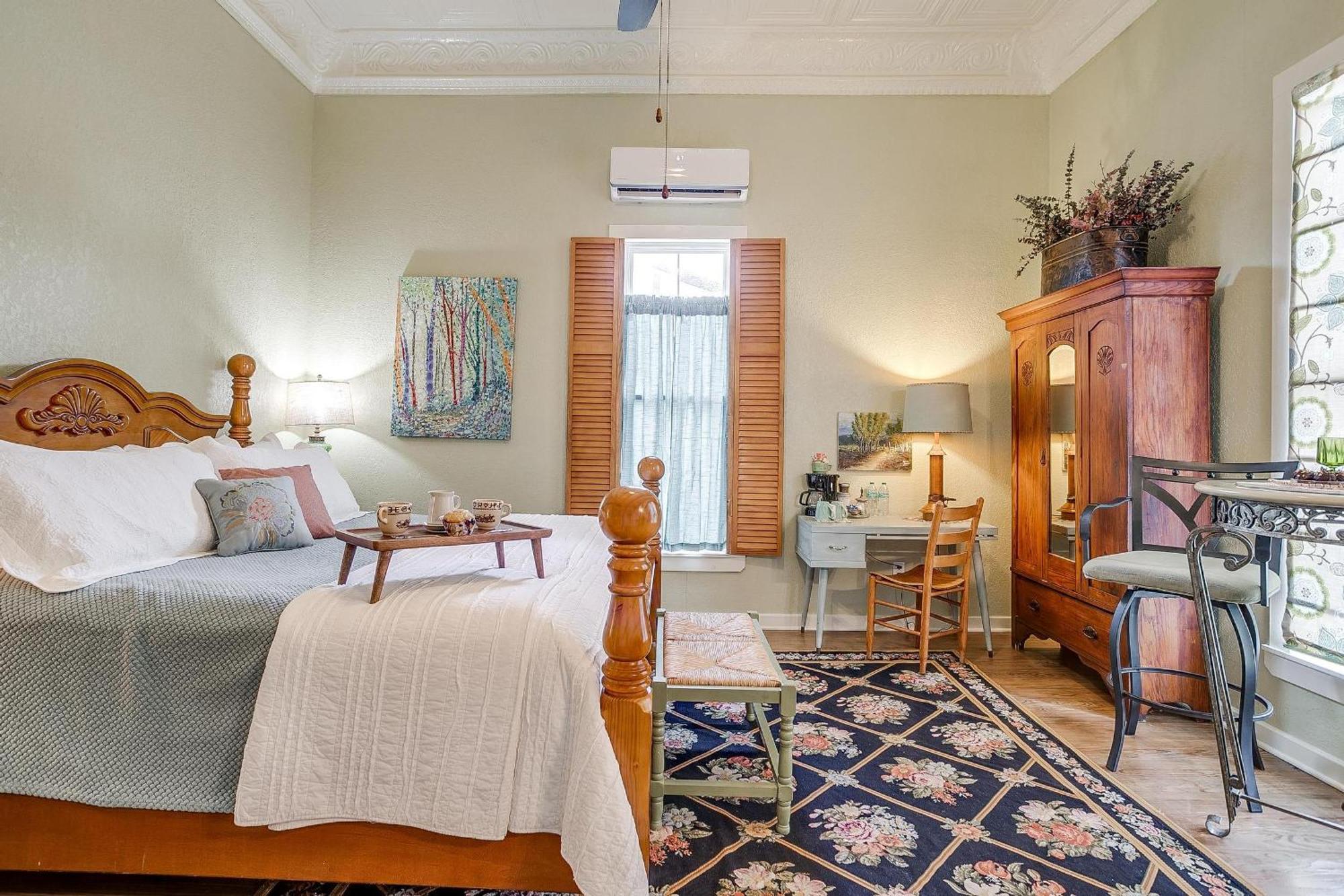The Gallery House Boutique Hotel Стивенвилл Экстерьер фото