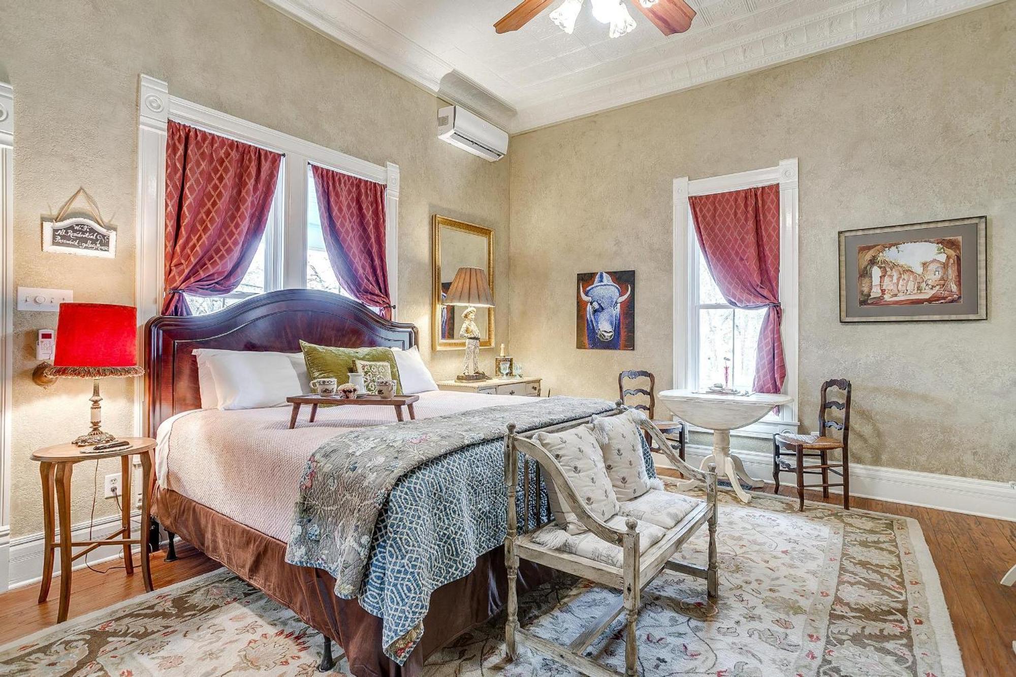 The Gallery House Boutique Hotel Стивенвилл Экстерьер фото