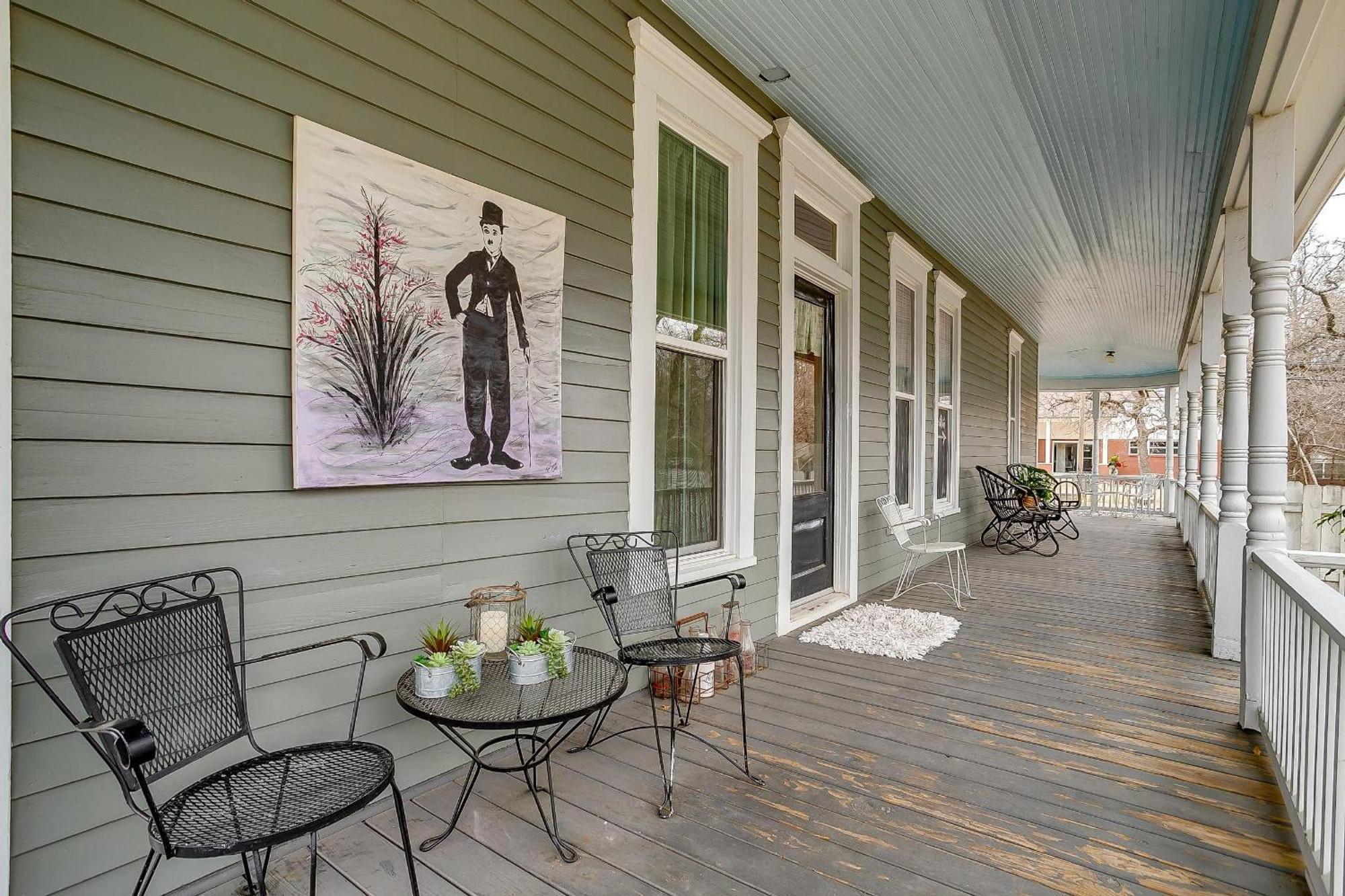 The Gallery House Boutique Hotel Стивенвилл Экстерьер фото